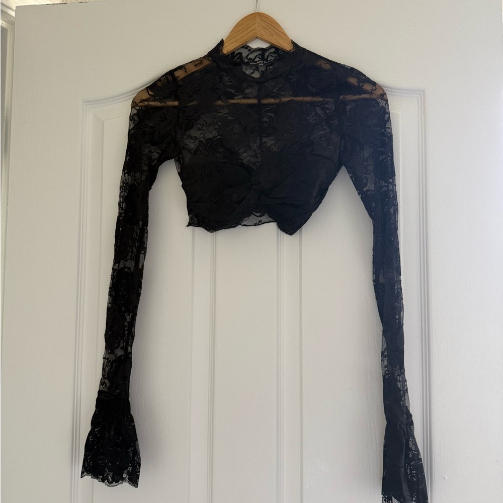 Elegant Black Lace Crop Top